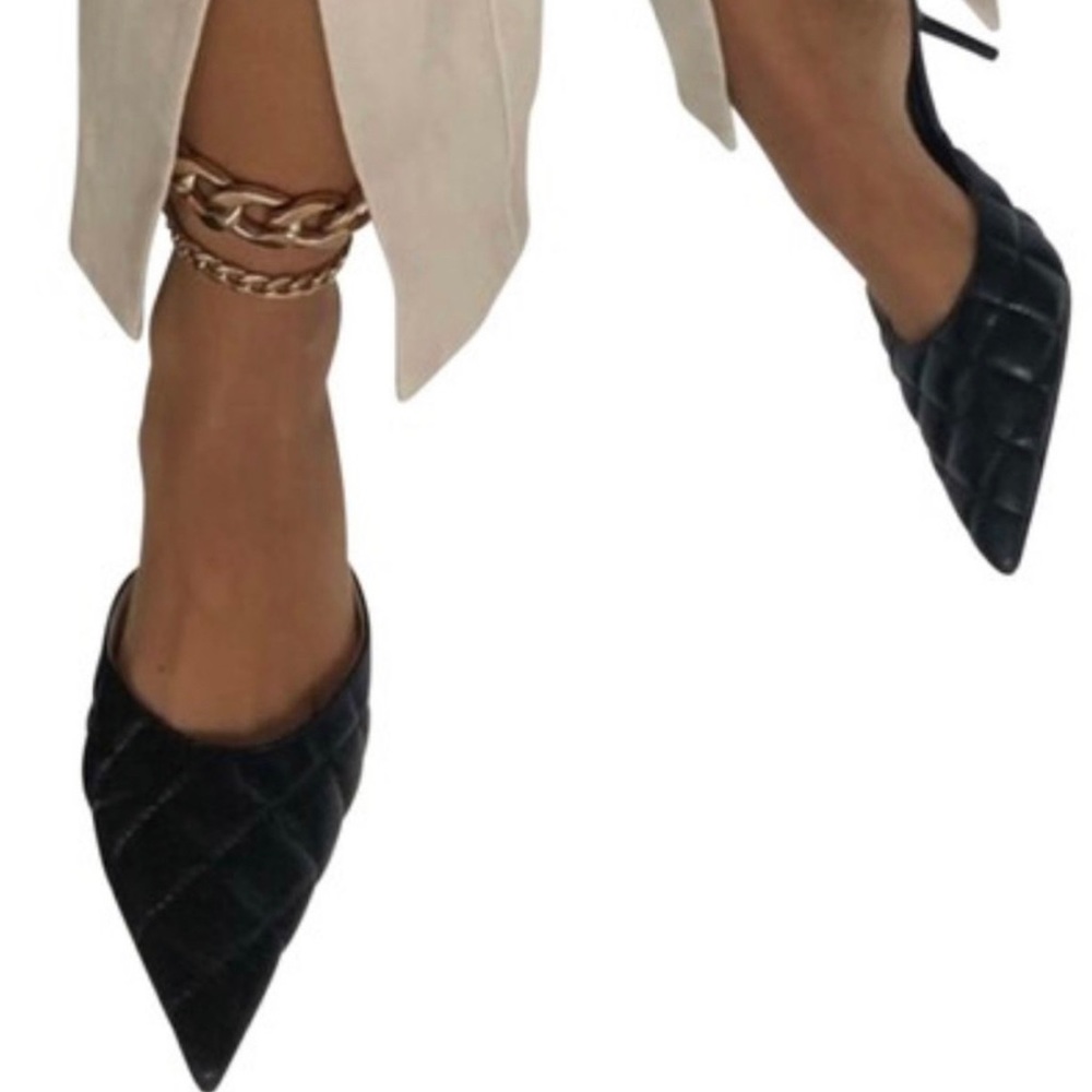 ZARA Black Quilted Pumps
